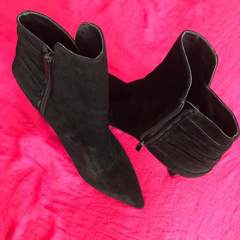 NEW Kendall & Kylie black suede ankle boots.